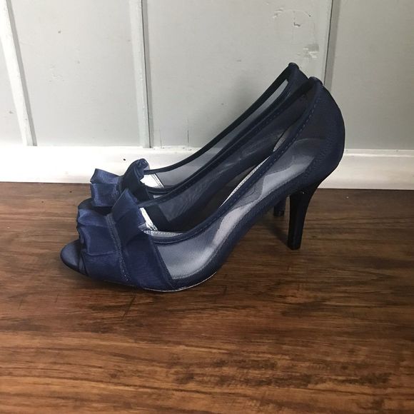 nina blue shoes